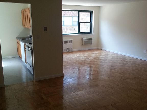 4th image of 210 Atlantic Ave APT C2e