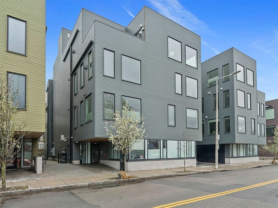 1st image of 515 E 1st St Unit 8