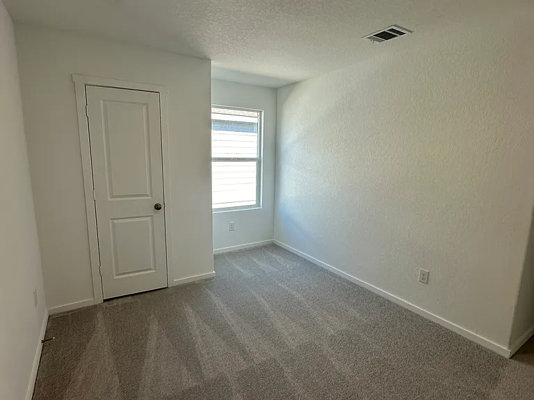 1417 White Willow — Photo 13