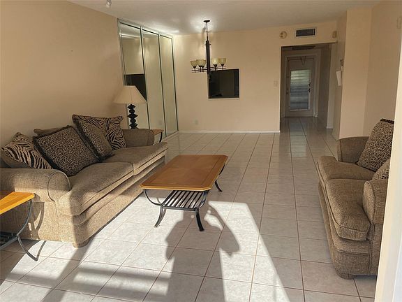 2nd image of 1025 Country Club Drive #301
