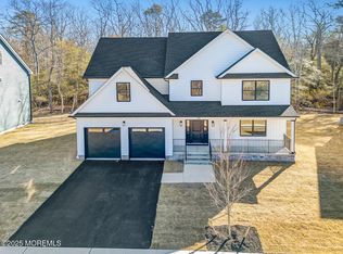 205 Parker St, Manahawkin, NJ 08050