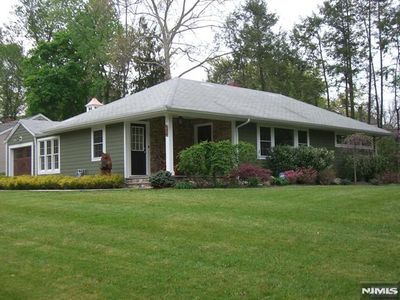 276 N Maple Ave, Ridgewood, NJ, 07450