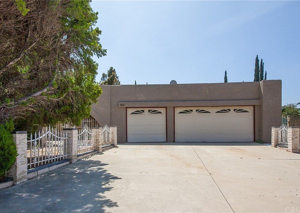 1st image of 258 Armstrong Dr