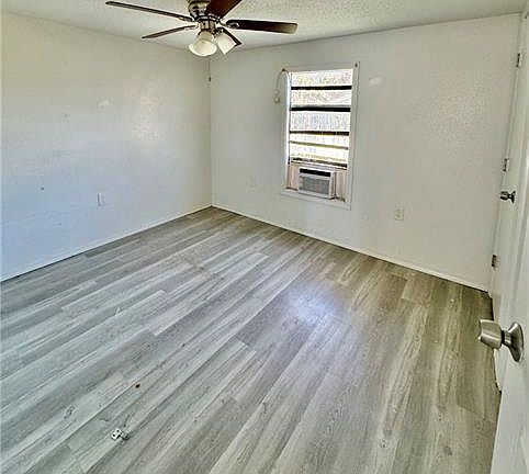 5th image of 469 Elm St Lot 7