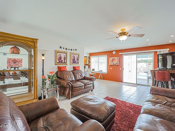 3rd image of 17215 N Jasmine Dr