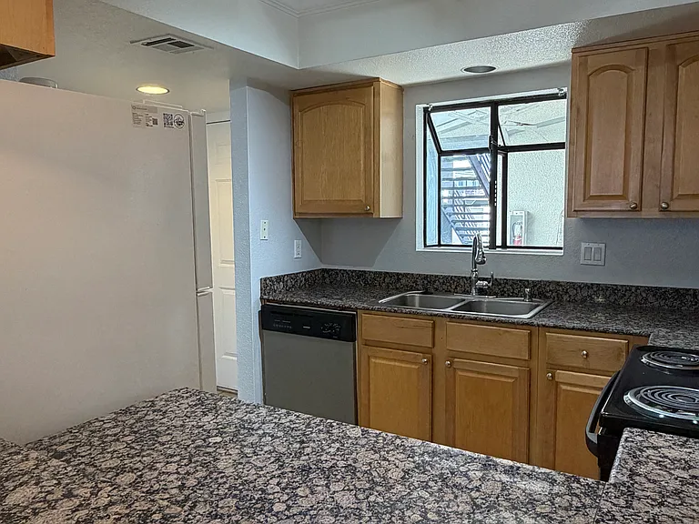 3434 W Danbury Dr #A114 — Photo 7