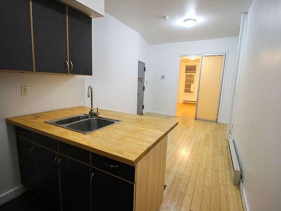 3rd image of 297 Troutman St #2B
