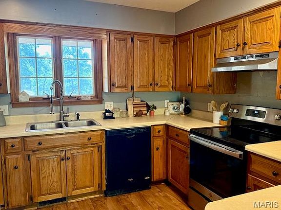 3rd image of 2130 Ridge Rd