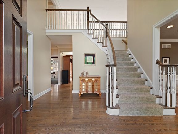 5th image of 508 Salem Heights Dr
