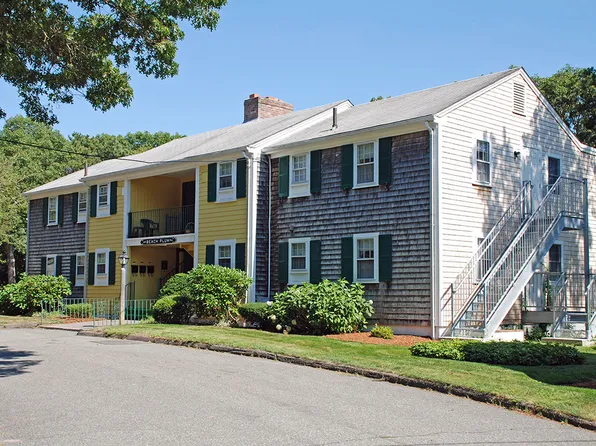 Lily Pond Apartments, 80 Country Club Dr #9f5575a61, South Yarmouth, MA 02664