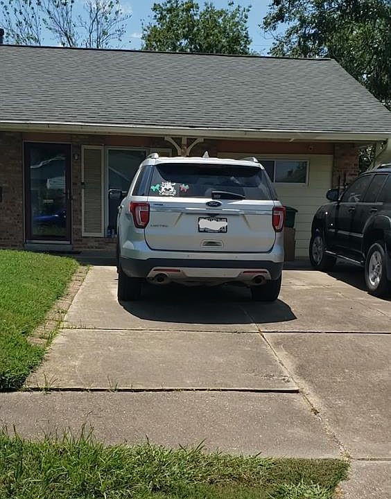 1st image of 5834 Overdale St