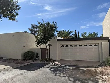 2909 N Cascada Cir — exterior photo