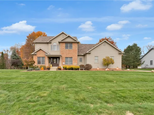 94 Alabaster Ave, Canfield, OH 44406