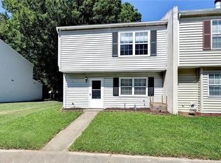 15 Oneonta Dr, Newport News, VA 23602