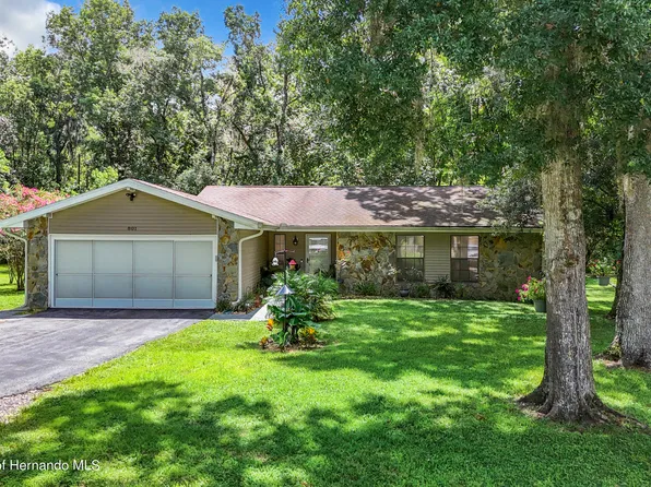 801 Moonlight Ln, Brooksville, FL 34601