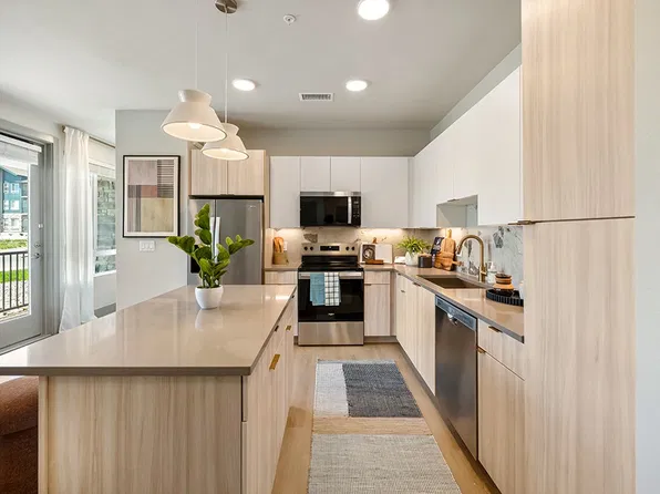 Rowlen Apartments