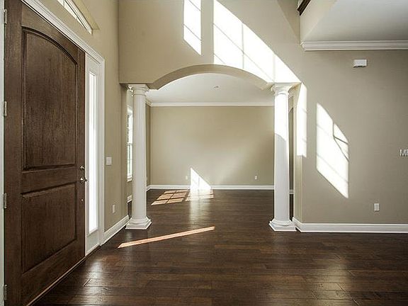 4th image of 3113 W Bay Villa Ave