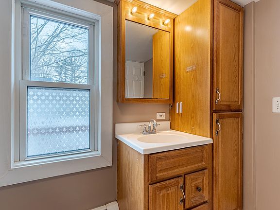 4th image of 37 Glen Street
