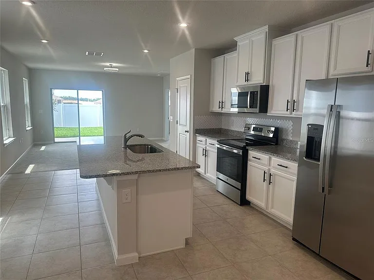 1588 Eucalyptus Way — Photo 10