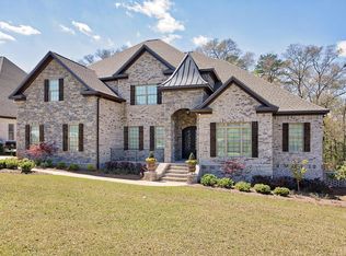 108 Berwick Ct, Dothan, AL 36305