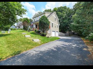 3 Baron Rd, Hampton, NH 03842