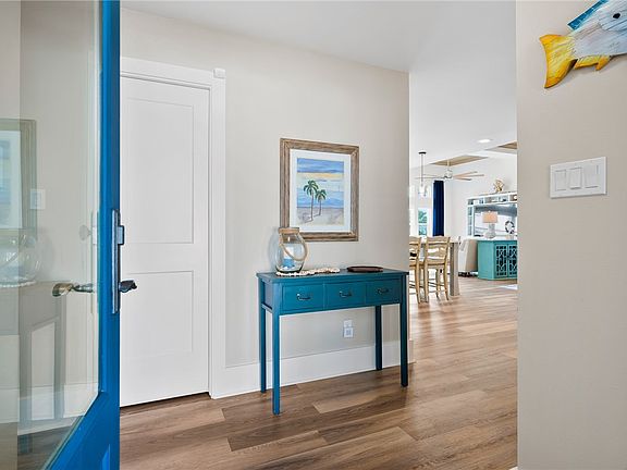 4th image of 6 Flamingo Rd