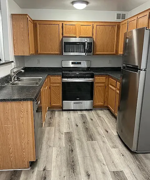 2985 Duxbury Dr #0 — Photo 1