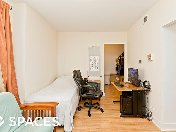 4th image of 2625 1/2 N Spaulding Ave APT 1N