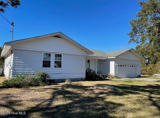 120 Clem Fulcher Court, Atlantic, NC 28511