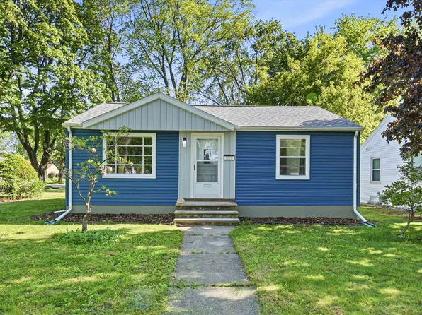 1228 8th St, Green Bay, WI 54304