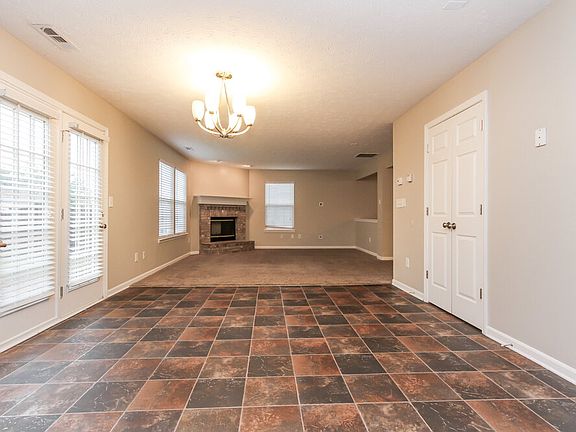 5th image of 10555 Wintergreen Way