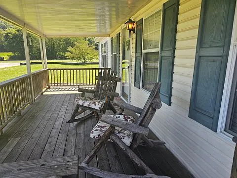 3 bed, 1647 sqft, $2,000 — Photo 3