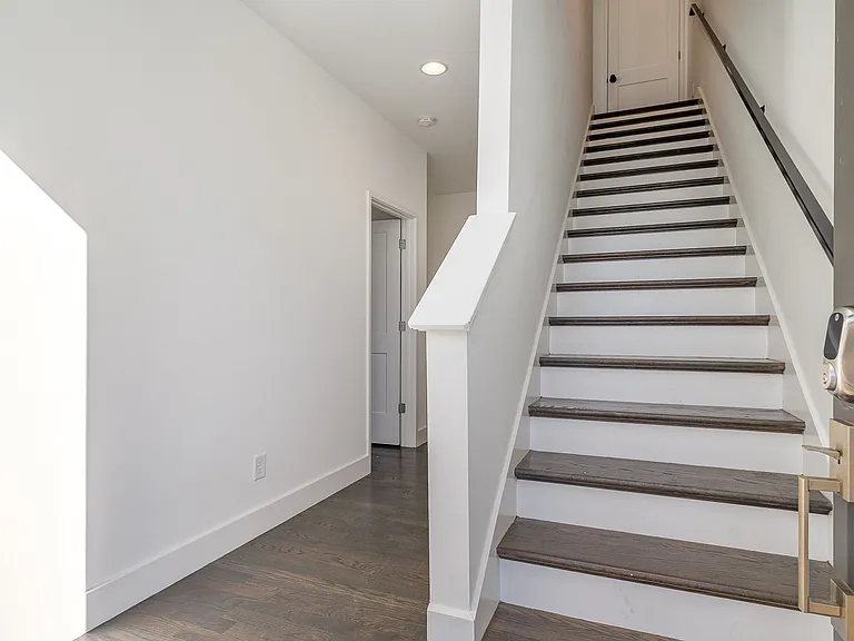 1701 Lischey Ave — Photo 23