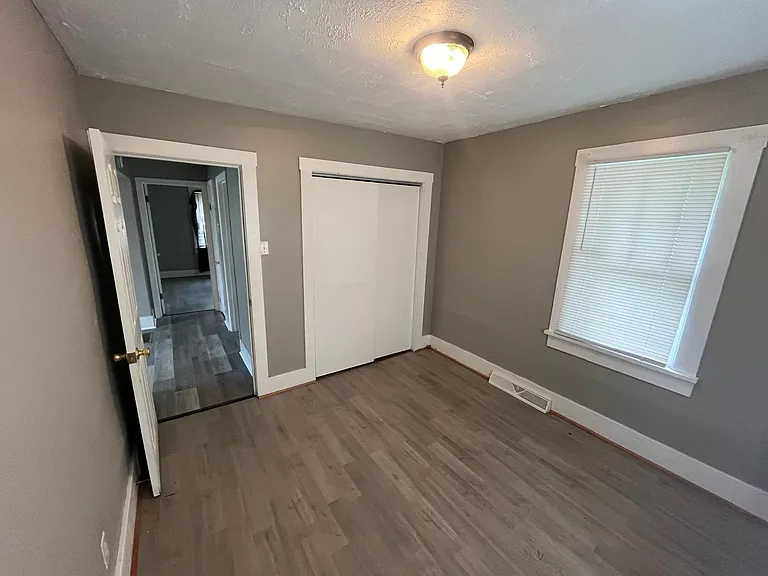 707 W Harrison Ave — Photo 6