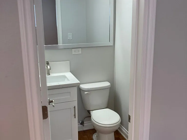 1926 S Shenandoah St #7 — Photo 13