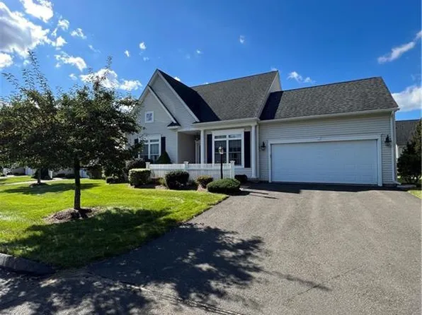214 Brian Lane #214, Windsor, CT 06095