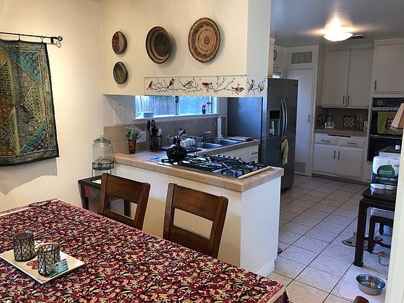 5th image of 24215 Gilmore St