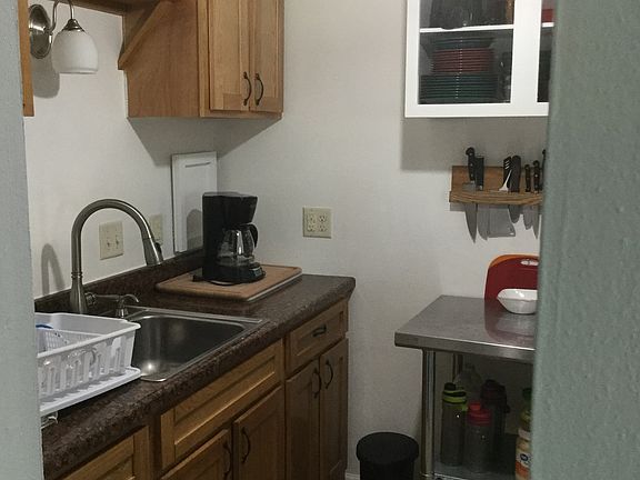 4th image of 201 Evergreen St APT 4-2E