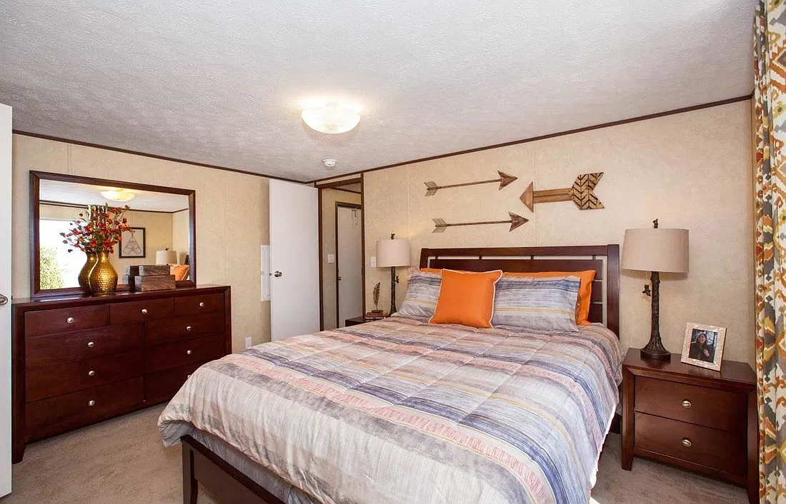 3 bed, 924 sqft, $1,400 — Photo 4