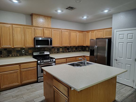 2nd image of 9087 Ashiwi Ave