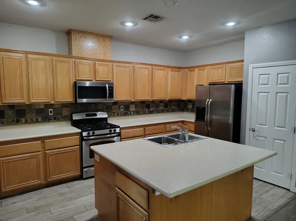 9087 Ashiwi Ave, Las Vegas, NV 89178