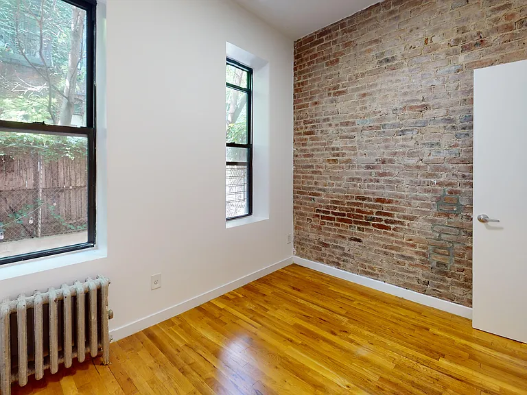 312 E 91st St #1R — Photo 13