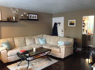50 Edgelawn Ave APT 3, North Andover, MA 01845