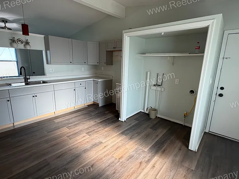 6415 Reverend Burns Dr — Photo 7