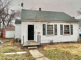 21 Westwood, Mattoon, IL 61938