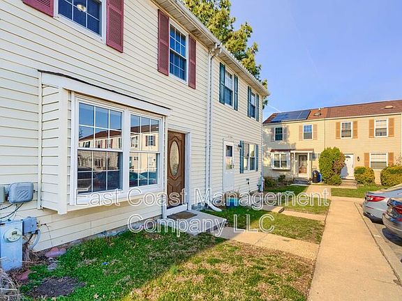 4th image of 28 Ebbing Ct
