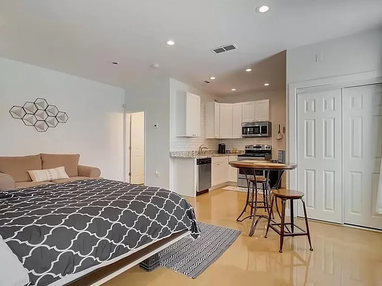 947 N Ormewood Park Dr SE #B — Photo 7