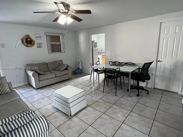 3513 SW 4th St #2 — Photo 11