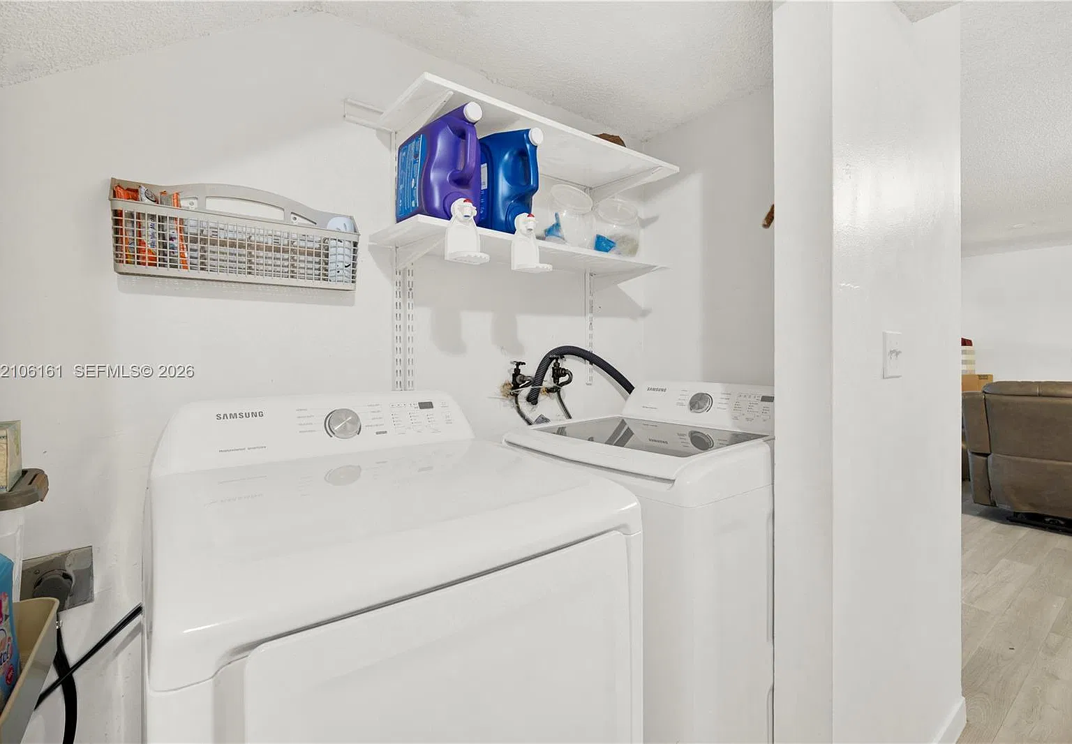 3 bed, 2.5 bath, 1850 sqft, $2,775 — Photo 1
