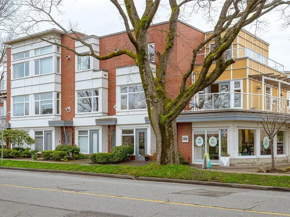 60 Dallas Rd #6, Victoria, BC V8V 1A2